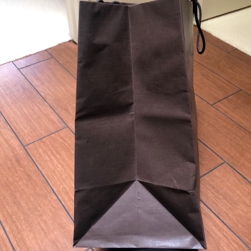 Louis Vuitton Shopping Bag - Picture 4 of 6